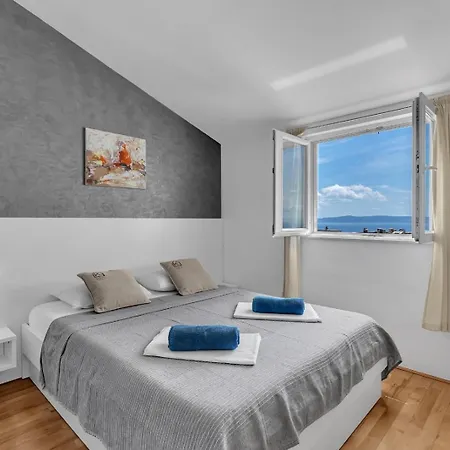 Kira Sea View Apartman Makarska