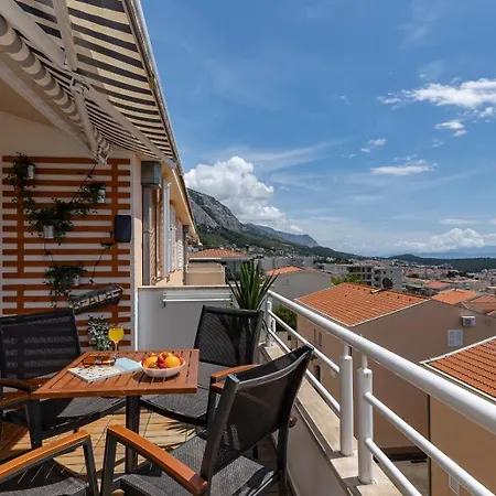 Kira Sea View Makarska