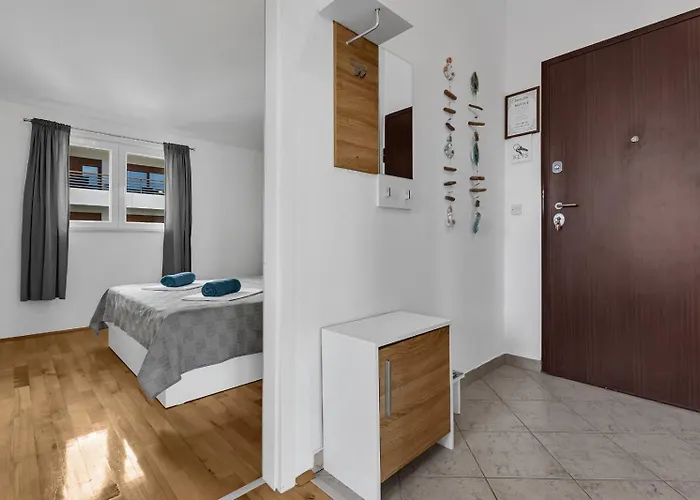 Apartman Kira Sea View *