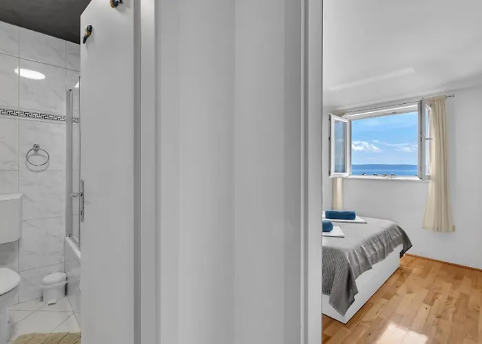 Apartman Kira Sea View *
