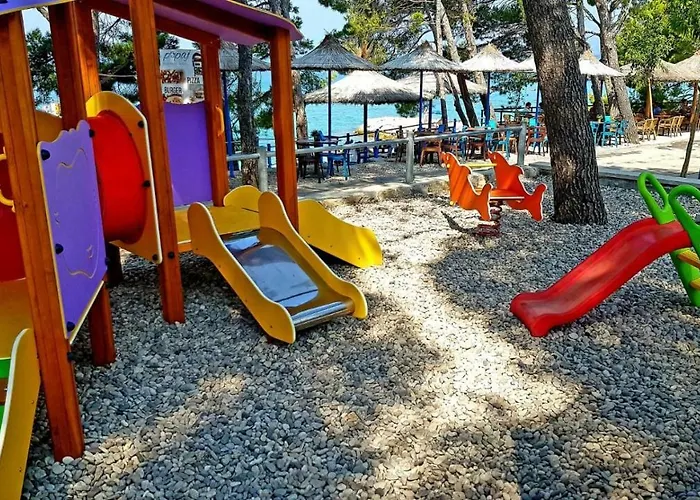 Kira Sea View Apartman