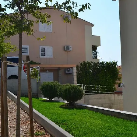 Apartment Kira Sea View Makarska