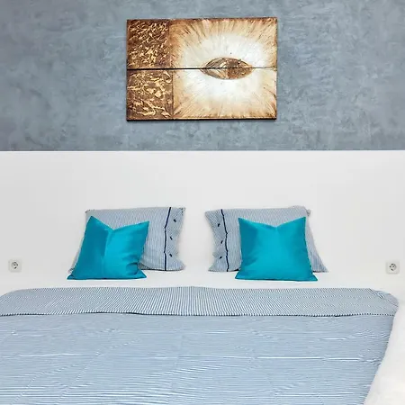 Kira Sea View Apartment Makarska