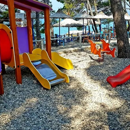 Kira Sea View Apartmán